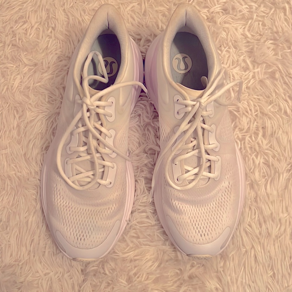 Lululemon Athletica Blissfeel Running Shoes Women’s Size 9